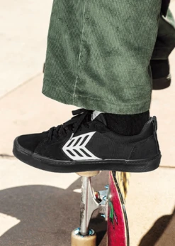 CARIUMA PRO SKATE ALL BLACK SUEDE SHOES(EX) -Board Zone Shop 3.2ShoptheLookimages Desktop 877c9811 1017 42db 8484 1d46c2550d9a 63490.1679339331