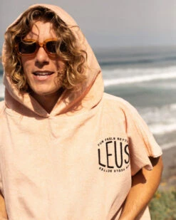 LEUS HAPPY HOUR PONCHO - LARGE (EX) -Board Zone Shop 3V3A0847 1179 d7071f14 45d8 42bc 87da 3154f06c7cc8 34562.1691177213
