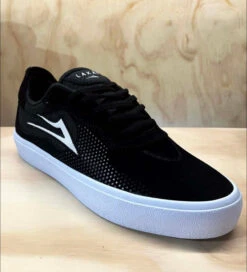 LAKAI ESSEX SHOES (MS2220263A00) -Board Zone Shop IMG 3936 41765.1661967655