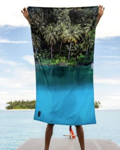 LEUS JOHN BARTON JUNGLE TOWEL -Board Zone Shop JohnBarton LEUS77 41637.1673632350