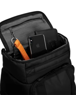 DB BOARD BAGS HUGGER 1ST GENERATION BAKCPACK 30L FOGBOW BEIGE (EX) 14 DB BOARD BAGS HUGGER 1ST GENERATION BAKCPACK 30L FOGBOW BEIGE (EX) -Board Zone Shop TheStrom30LBackpack 13 1 f0d1048c e097 469d ac68 c9e797c9cdf4 43277.1695414129