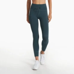 VUORI DAILY LEGGING (VW323) 10 VUORI DAILY LEGGING (VW323) -Board Zone Shop VW323BER SP23 W ECOMM PANTS 1239 BOTTOM 1x1 9a683c0d 902c 411f 88ab 5cafd794a56a 1200x crop center.jpg 24925.1686065752