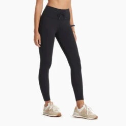 VUORI DAILY LEGGING (VW323) 12 VUORI DAILY LEGGING (VW323) -Board Zone Shop VW323BLK 02300 CO22 1200x crop center.jpg 01390.1686065749