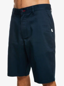 QUIKSILVER MEN'S CREST CHINO SHORT