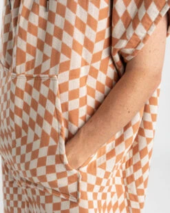 LEUS TERRACOTTA PONCHO - LARGE (EX) 13 LEUS TERRACOTTA PONCHO - LARGE (EX) -Board Zone Shop leus proponcho terracotta3 47685.1691177162