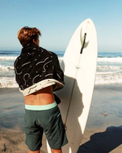 LEUS MIDNIGHT TOWEL (EX) -Board Zone Shop leus xlbeachtowel midnight surfboard3 75590.1700415173