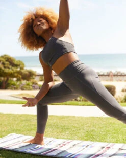 LEUS ALPACA YOGA ECO TOWEL -Board Zone Shop leus yogatowel alpaca3 47547.1673632285